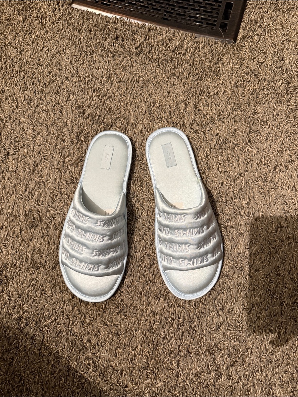 SKIMS periwinkle polyester Slide Slippers. Size 42